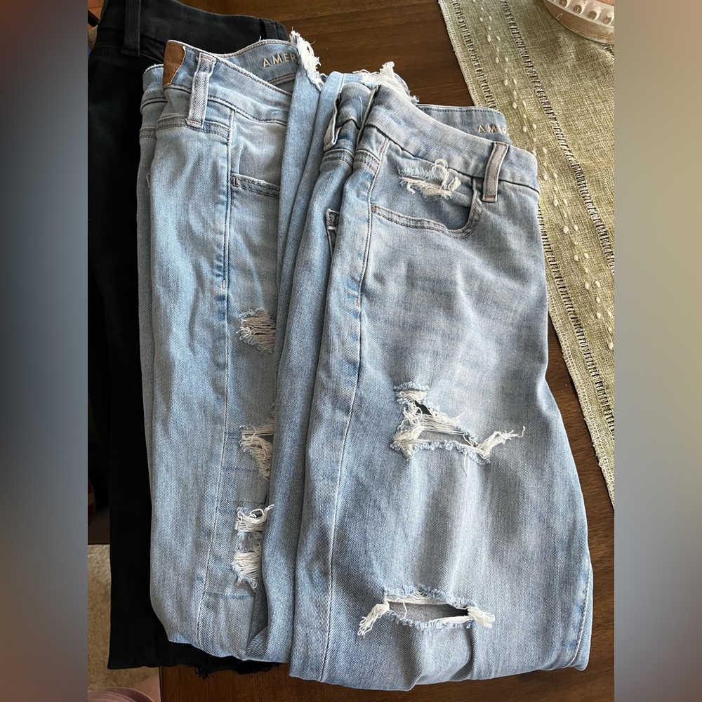 AE Woman’s Jeans Bundle